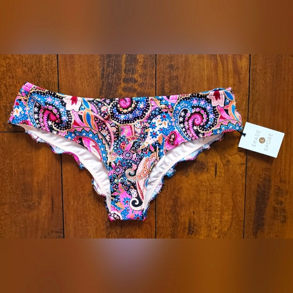 SOLD- Shade & Shore Bikini -34B/XS - Picture 8 of 16